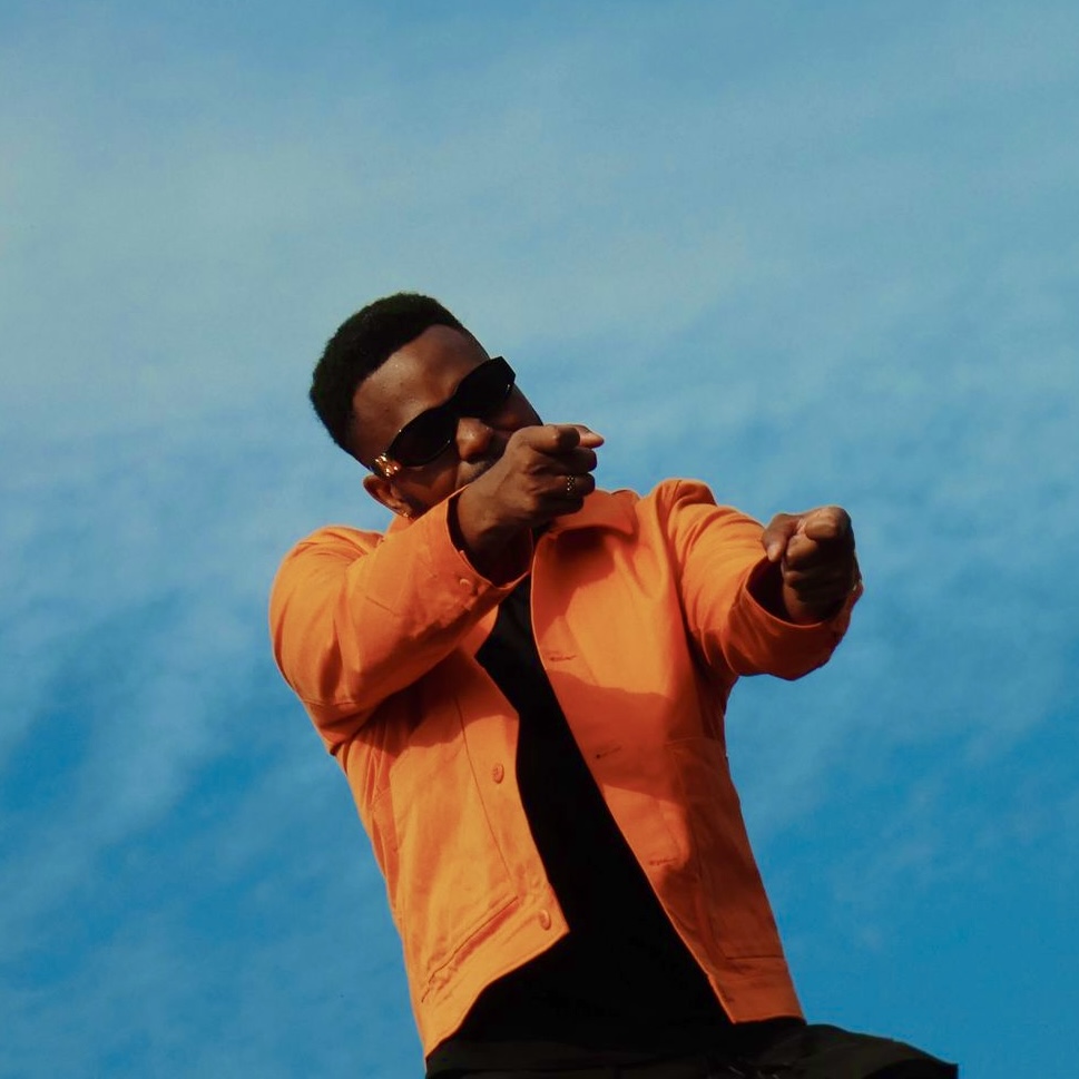 Make Me Say video still